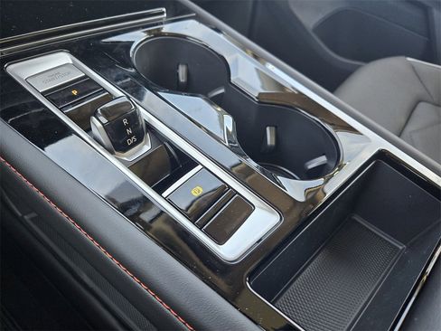 New 2026 Volkswagen Atlas Peak Edition image 16