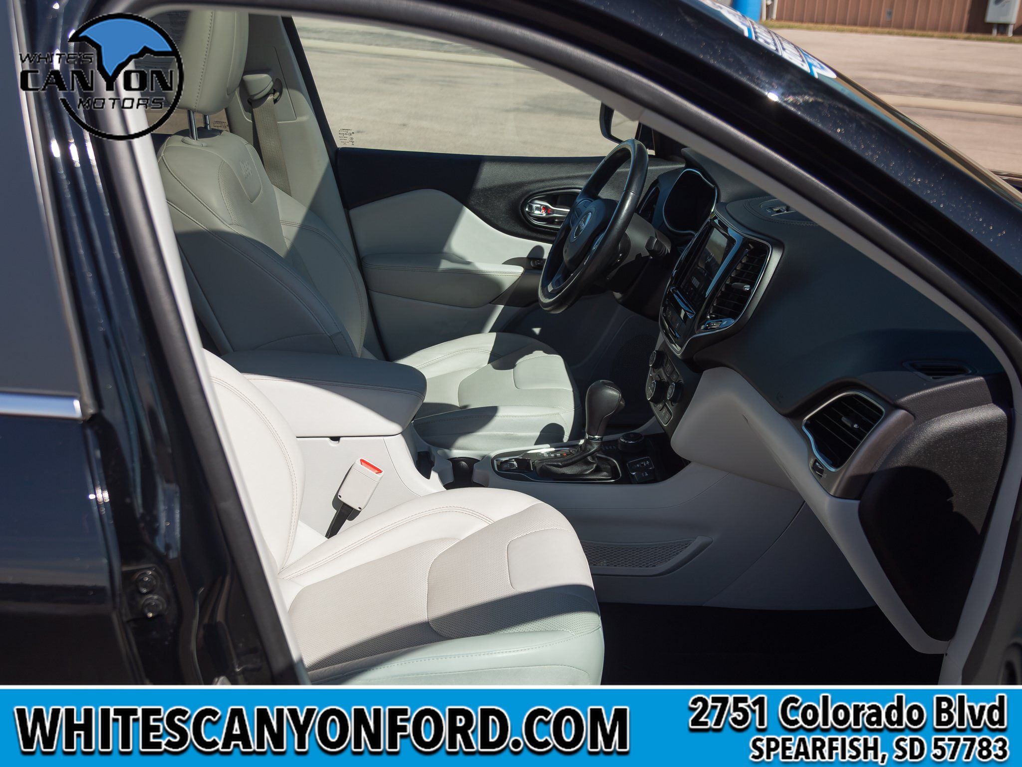 Used 2021 Jeep Cherokee Limited AWD/4WD image 13