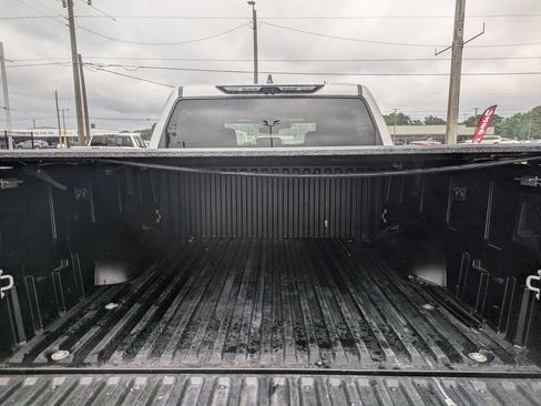 Used 2024 Toyota Tundra Limited AWD/4WD image 34