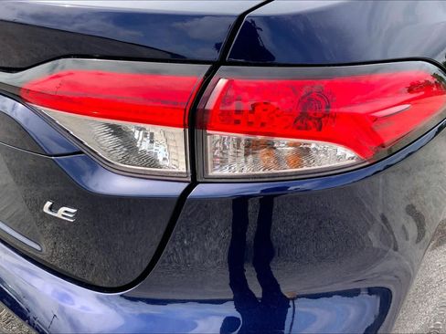 Used 2024 Toyota Corolla LE FWD image 30