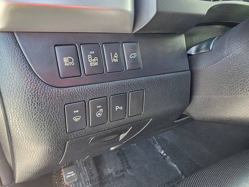 Used 2014 Toyota Highlander Limited Platinum AWD/4WD image 60
