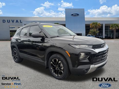 Used 2021 Chevrolet TrailBlazer LT w/ Convenience Package image 1