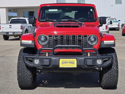 Used 2023 Jeep Wrangler Unlimited Rubicon 392 image 2