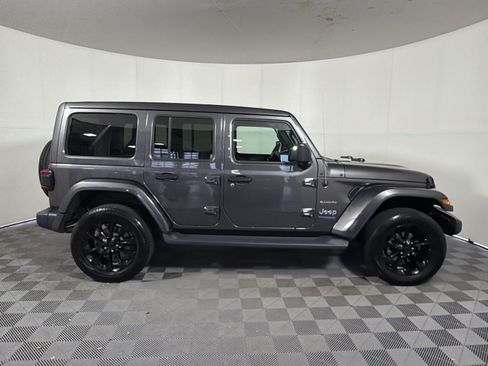 Used 2021 Jeep Wrangler Unlimited Sahara w/ Cold Weather Group AWD/4WD image 8