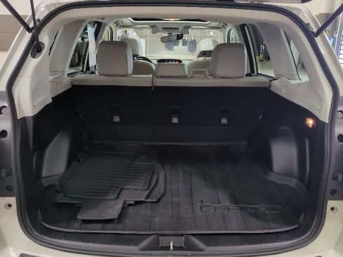 Used 2018 Subaru Forester 2.5i Limited AWD/4WD image 17