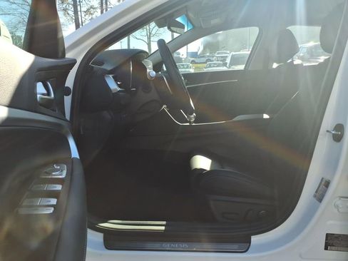 New 2026 Genesis G70 2.5T AWD/4WD image 15