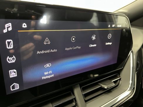 New 2026 Chevrolet Trax RS w/ Sunroof Package image 14