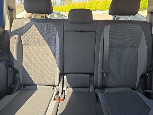 Used 2019 Volkswagen Tiguan S w/ Driver Assistance Package AWD/4WD image 32