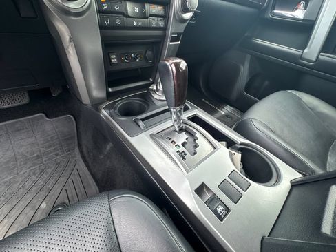 Used 2016 Toyota 4Runner Limited AWD/4WD image 30