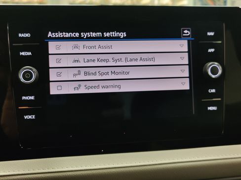 Used 2025 Volkswagen Taos SEL w/ Black Wheel Plus Package image 9