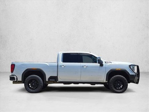 Used 2021 GMC Sierra 2500 Denali w/ Denali Ultimate Package AWD/4WD image 4