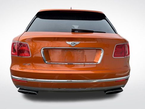 Used 2017 Bentley Bentayga image 5