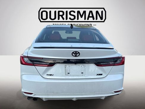 Used 2025 Toyota Camry XSE image 6