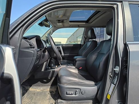 Used 2020 Toyota 4Runner Limited image 7