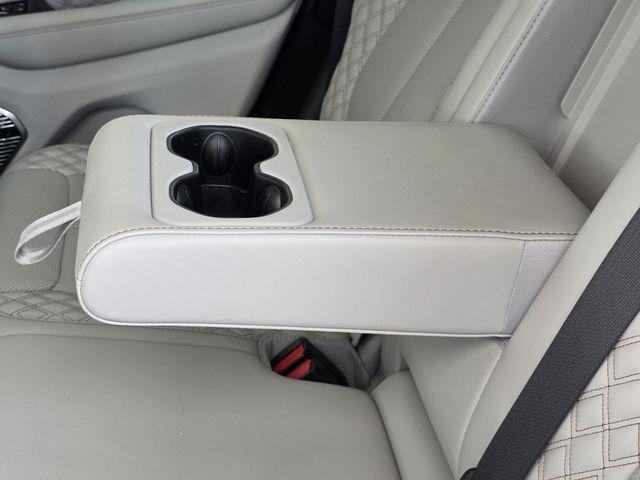 Used 2023 Jeep Grand Cherokee Summit w/ Adv Protech Group IV RWD image 11