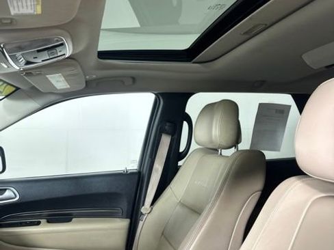Used 2018 Dodge Durango Citadel w/ Technology Group AWD/4WD image 16