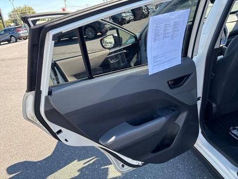 Certified 2024 Subaru Crosstrek 2.0i Premium AWD/4WD image 12