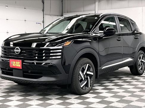 New 2026 Nissan Kicks SV FWD image 6