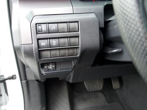 Used 2026 Toyota Tacoma SR5 AWD/4WD image 22