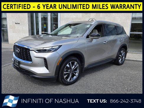 Certified 2023 INFINITI QX60 Luxe w/ Vision Package AWD/4WD image 3