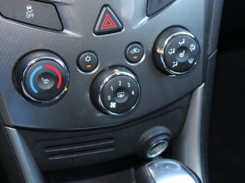 Used 2015 Chevrolet Trax LTZ w/ LPO, Protection Package image 23