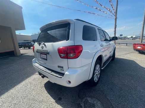 Used 2012 Toyota Sequoia Platinum AWD/4WD image 6