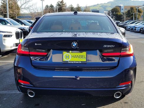 New 2026 BMW 330i Sedan w/ Convenience Package RWD image 7