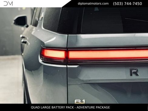 Used 2024 Rivian R1S Adventure AWD/4WD image 14
