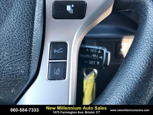 Used 2018 Toyota Tundra SR5 image 28