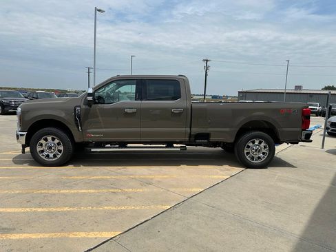 New 2026 Ford F350 Lariat w/ Chrome Package AWD/4WD image 4