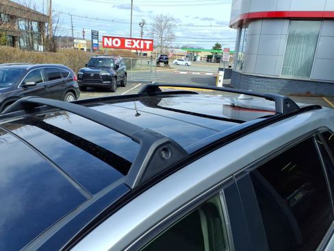 Certified 2022 Toyota RAV4 Limited image 8