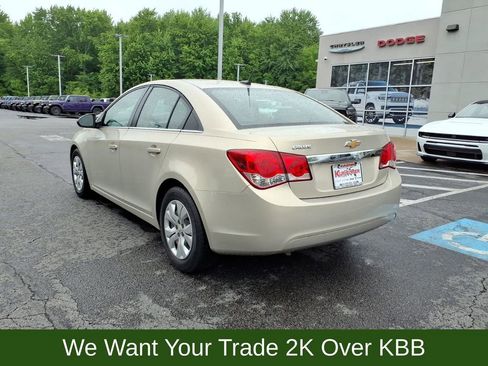 Used 2012 Chevrolet Cruze LS FWD image 8