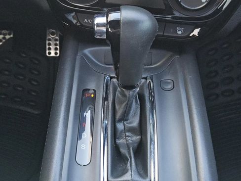 Used 2022 Honda HR-V Sport image 15