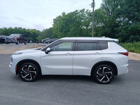 Used 2022 Mitsubishi Outlander SEL AWD/4WD image 3