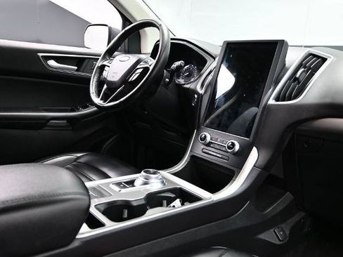 Certified 2024 Ford Edge SEL AWD/4WD image 10