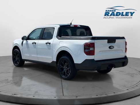 Used 2025 Ford Maverick XLT w/ Black Appearance Package AWD/4WD image 4