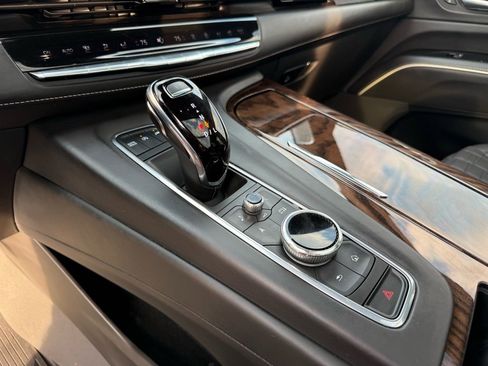 Used 2022 Cadillac Escalade Sport Platinum w/ Heavy-Duty Trailer Package image 23