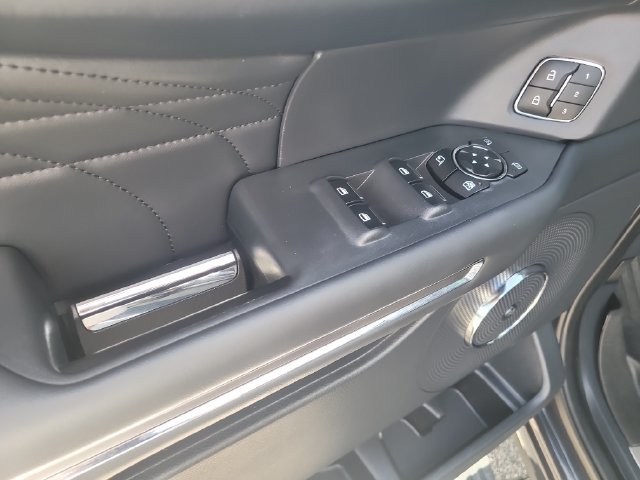 Certified 2024 Ford Expedition Platinum AWD/4WD image 20