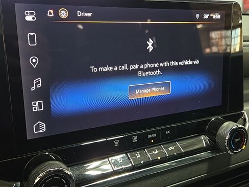 Used 2023 Chevrolet Colorado Trail Boss w/ Technology Package image 23