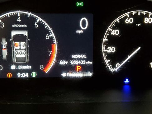 Used 2025 Honda CR-V LX image 13