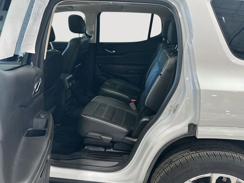 Used 2022 GMC Acadia Denali w/ Denali Ultimate Package image 22