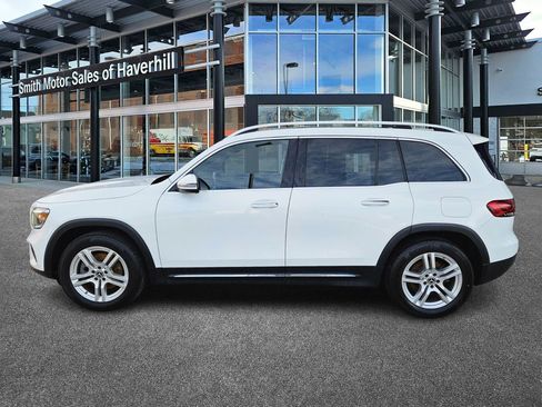 Certified 2021 Mercedes-Benz GLB 250 4MATIC image 2