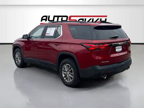 Used 2023 Chevrolet Traverse LT FWD image 4