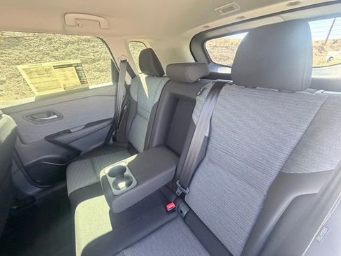 Certified 2023 Nissan Rogue SV FWD image 25