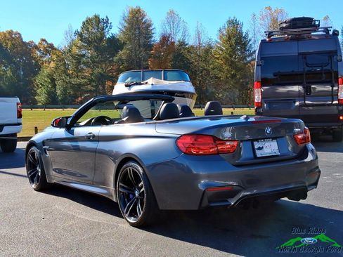 Used 2015 BMW M4 Convertible image 3