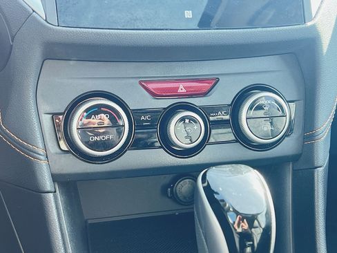 Used 2018 Subaru Crosstrek 2.0i Limited image 20