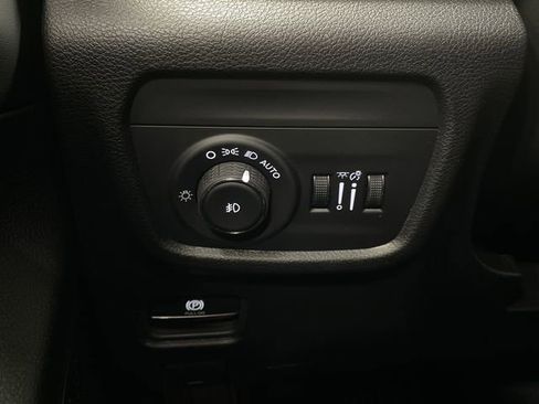 New 2025 Jeep Grand Cherokee L Limited w/ Trailer Tow Package image 26