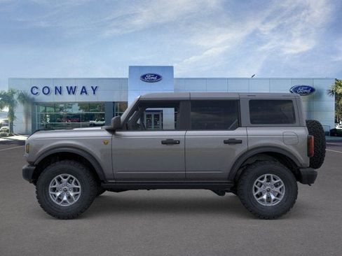 New 2025 Ford Bronco Badlands AWD/4WD image 3