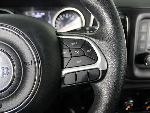 Used 2018 Jeep Compass Sport FWD image 24
