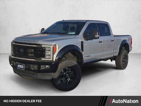 Used 2017 Ford F350 Platinum w/ Platinum Ultimate Package AWD/4WD image 1